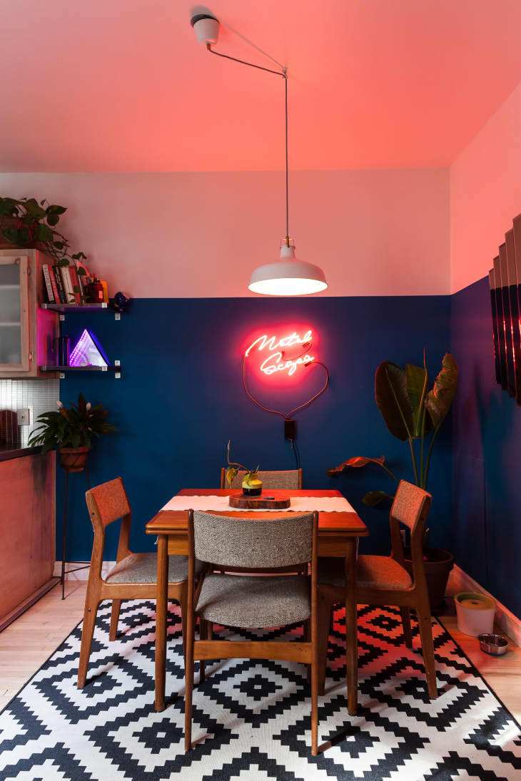 Neon light home decor hot sale